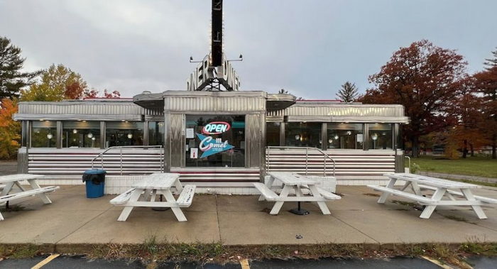 Comet Classic Diner & Creamery - From Web Listing (newer photo)